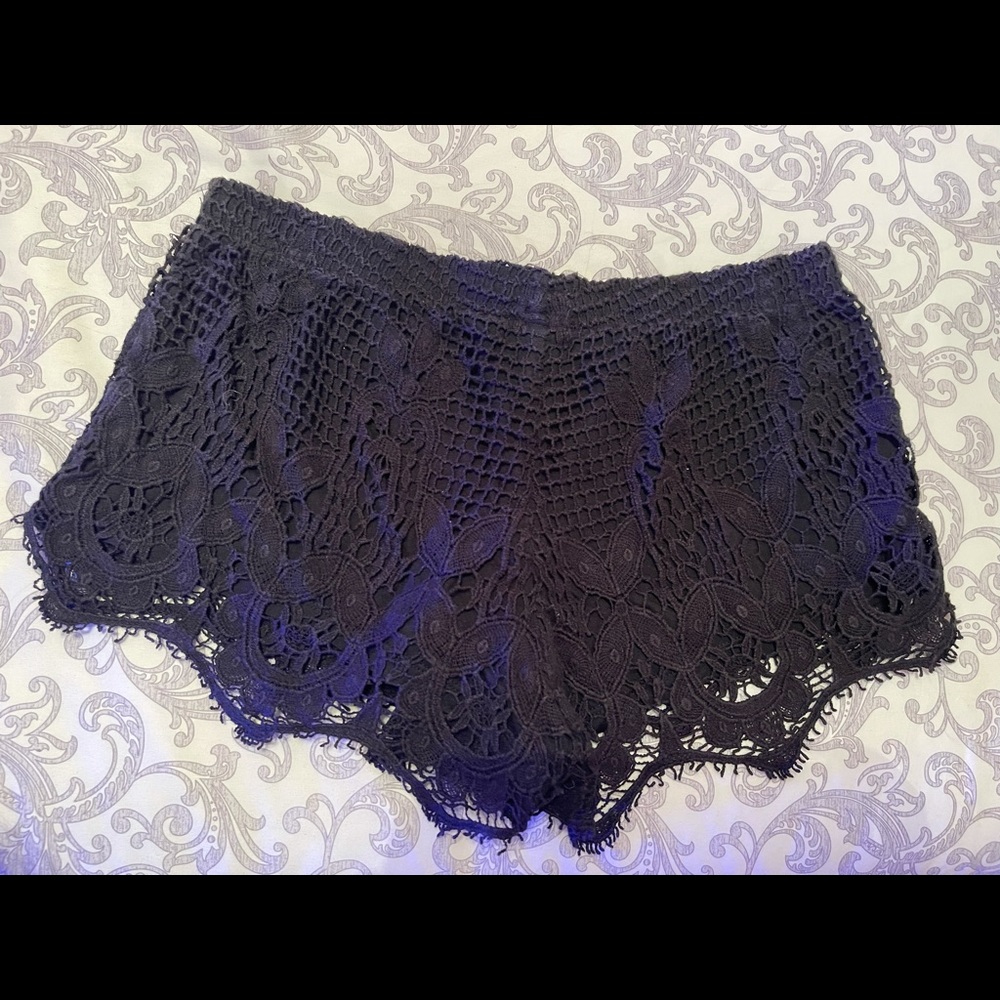 Lace shorts
